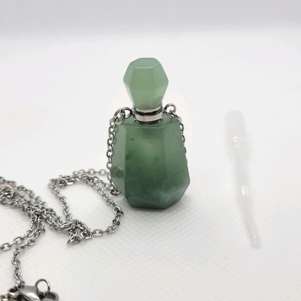 1.5" Green Aventurine Essential Oil Pendant